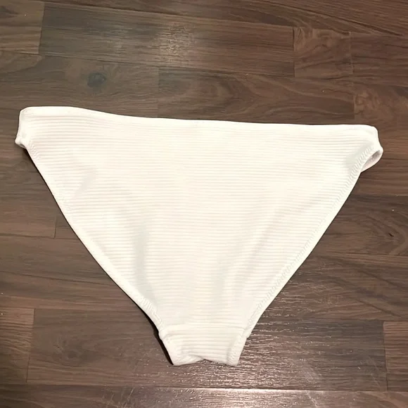 H&M white bikini bottoms - Picture 3 of 3